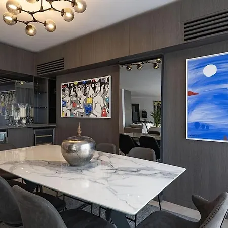Villa Stunning Modern In *